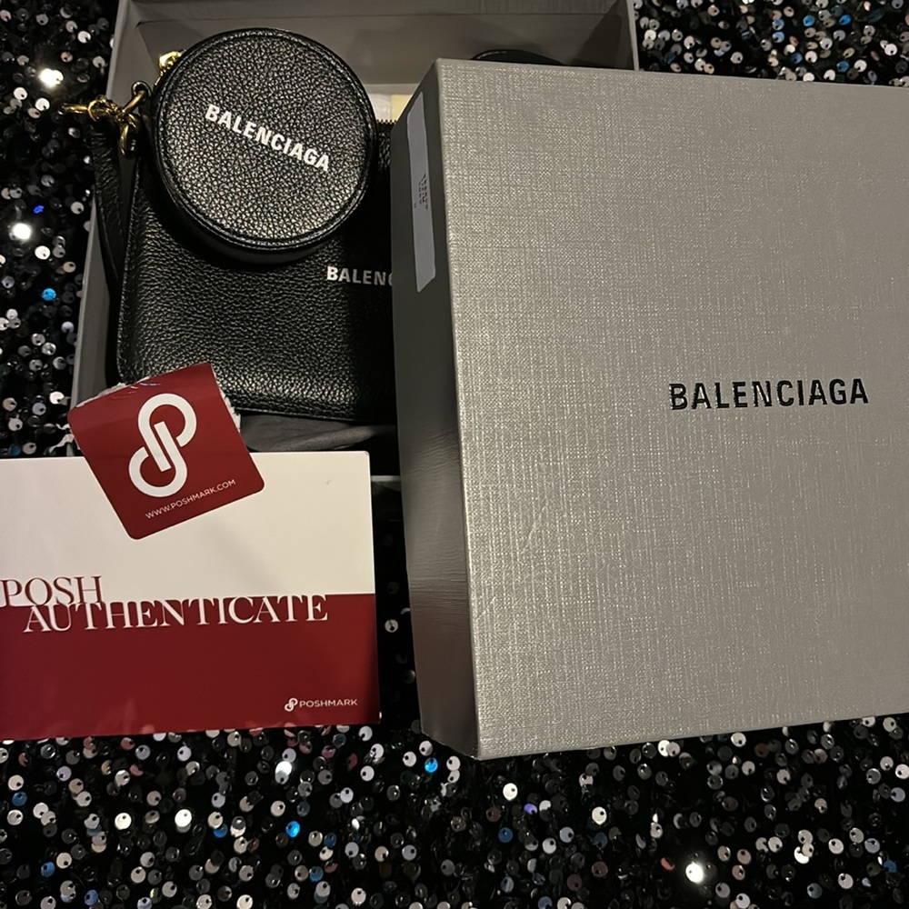 Balenciaga wristlet - Picture 4 of 6